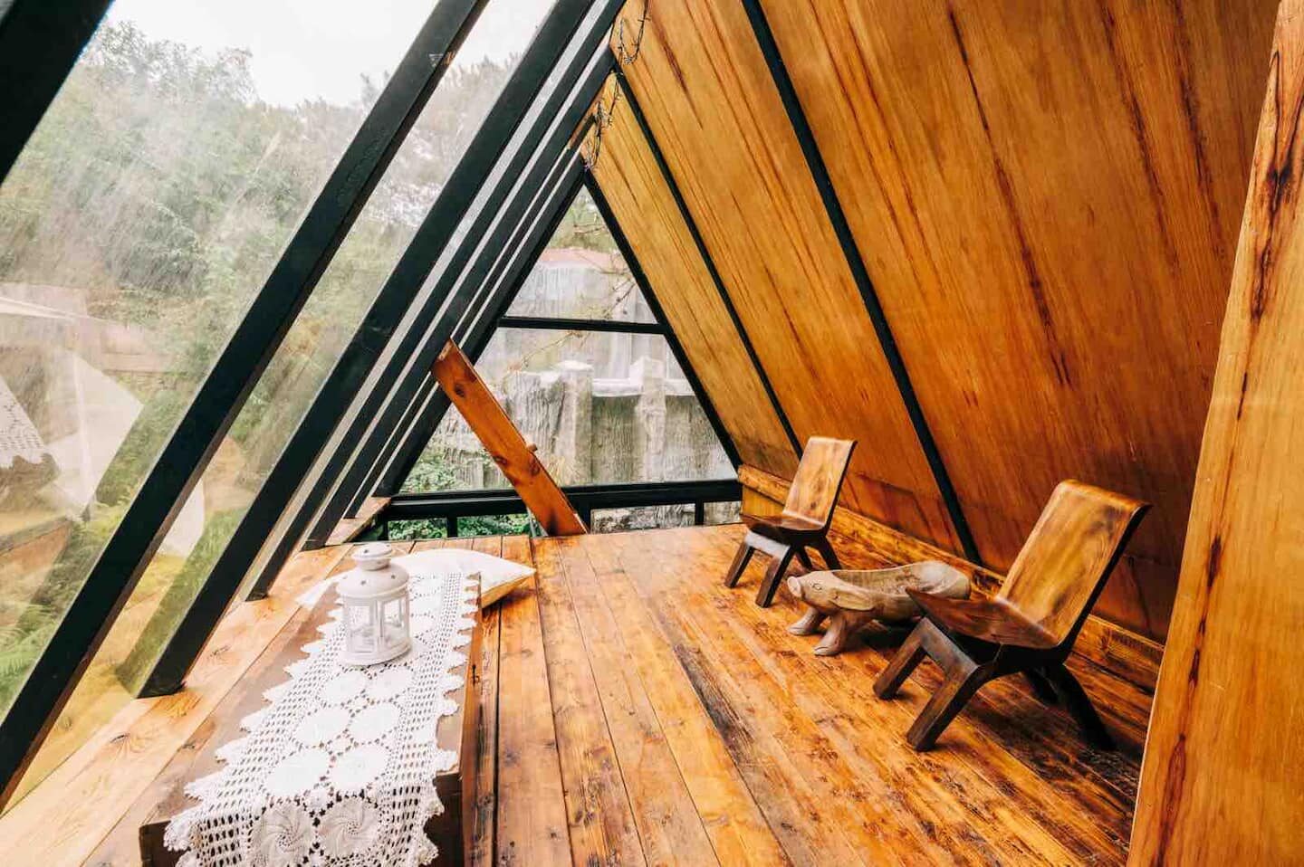 Pine Cone Treehouse Living Room 2